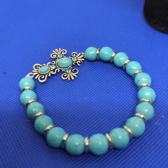 Natural Turquoise Beaded 10mm  Bracelet With Fancy Cross NWT - Picture 4 of 6